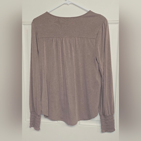 Women's BNWOT Lucky Brand Mauve/Pink Lightweight Long-Sleeved Blouse. MED. - Picture 6 of 7